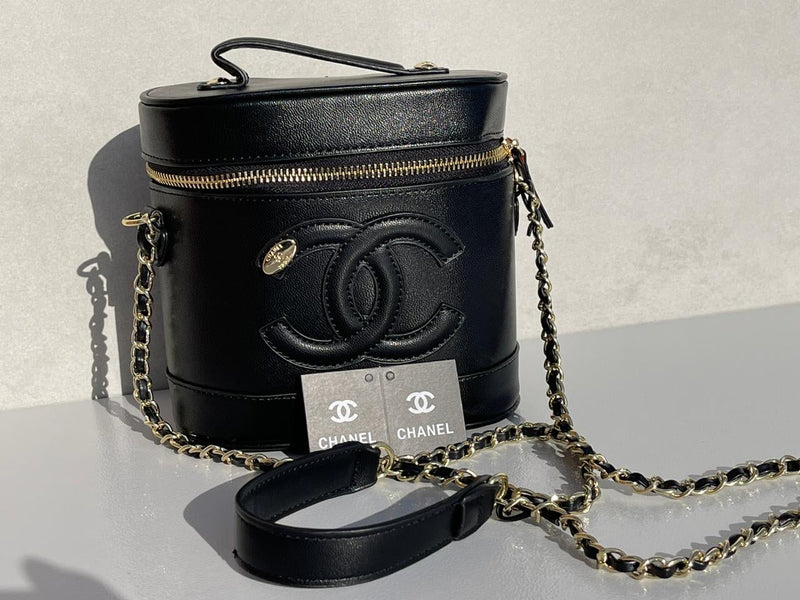 Chanel new trendy black leather model women’s bag