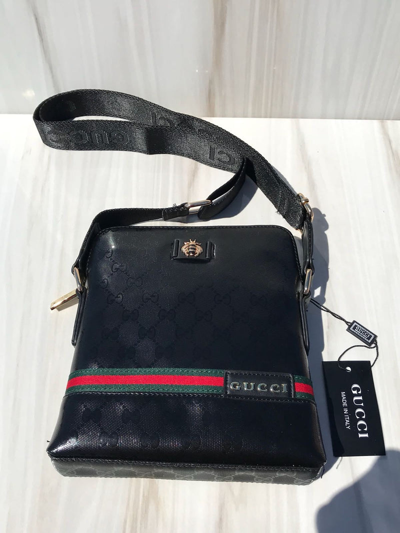 Gucci full black XL shoulder bag tricolore bee sign